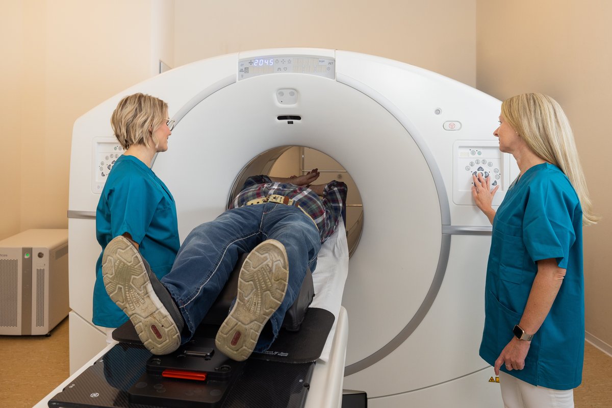 Behandlung mit dem Strahlentherapiesystem 
